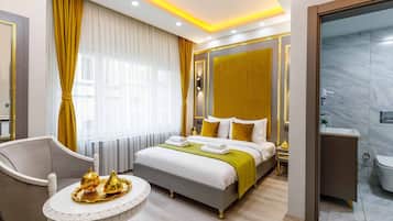 1 bedroom, Egyptian cotton sheets, premium bedding, down duvets