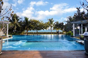 Empress Beach Villa with Private Pool | Beach/ocean view