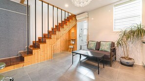 Basic Room, 1 Bedroom (Pension Bokcheung) | 1 bedroom, free WiFi - Gangneung Pilgrim Pension (Gangneung)