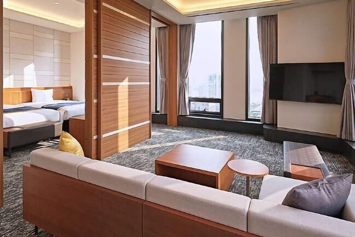 1 bedroom, in-room safe, desk, laptop workspace