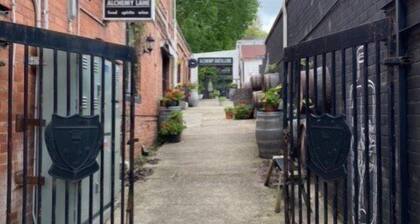 Comfortable 3 bedroom home close to everything!