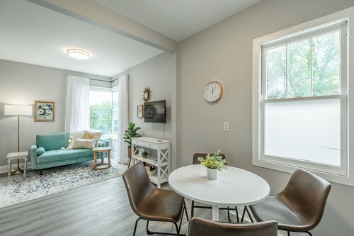 Purple Aster - a PMI Scenic City Vacation Rental