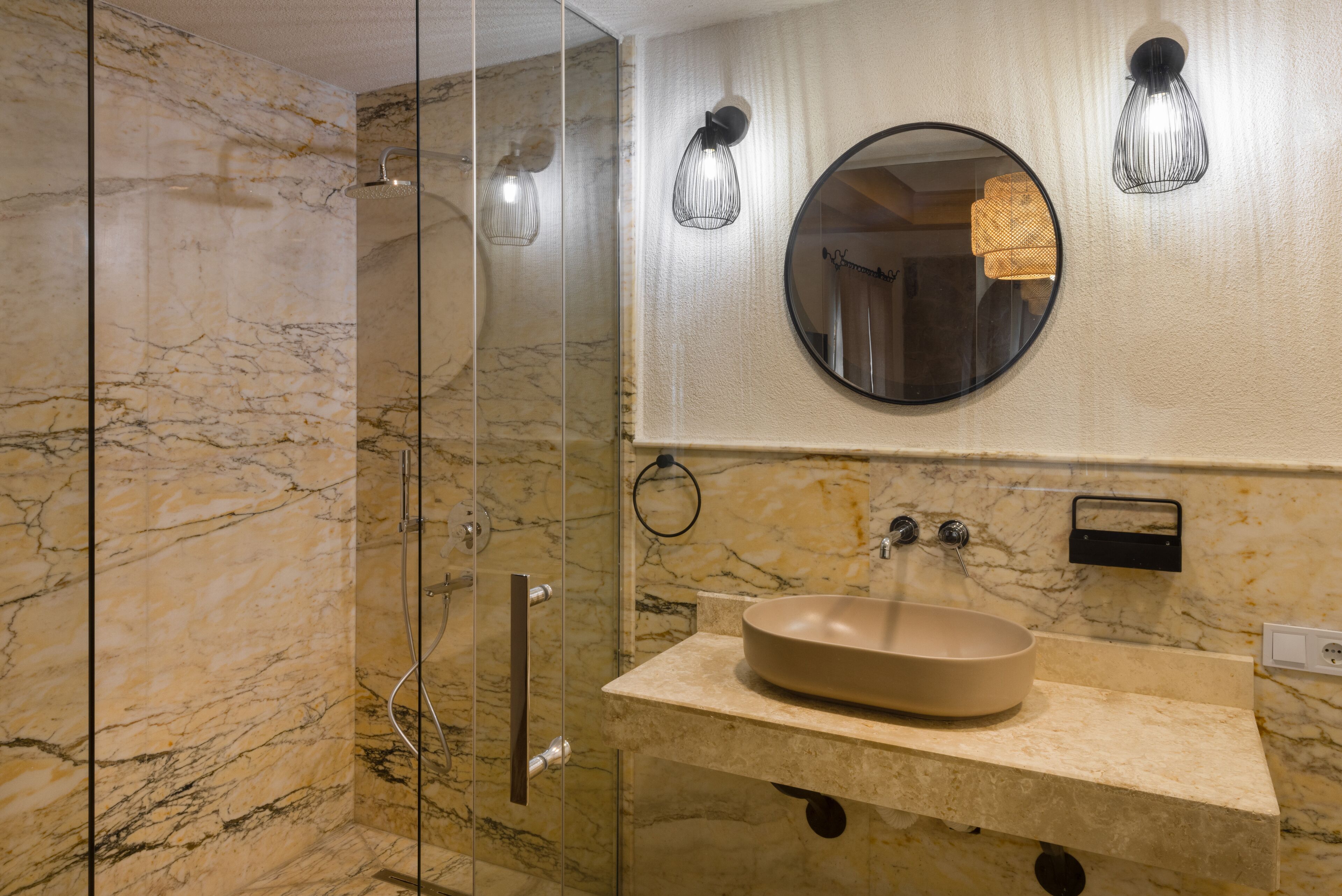 signature room | bathroom | eco-friendly toiletries, hair dryer, slippers, towels