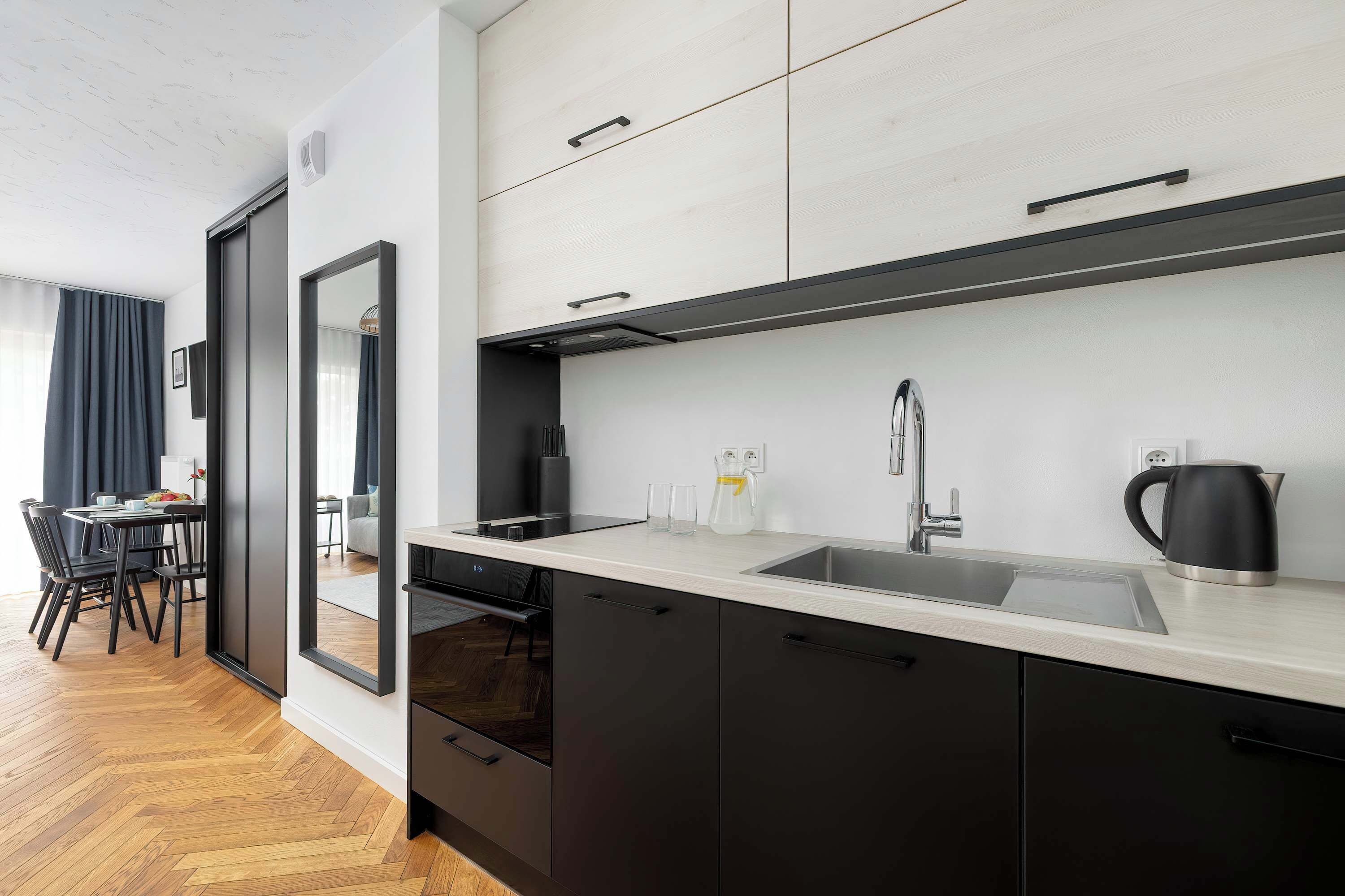Kühlschrank, Ofen, Herdplatte, Geschirrspüler