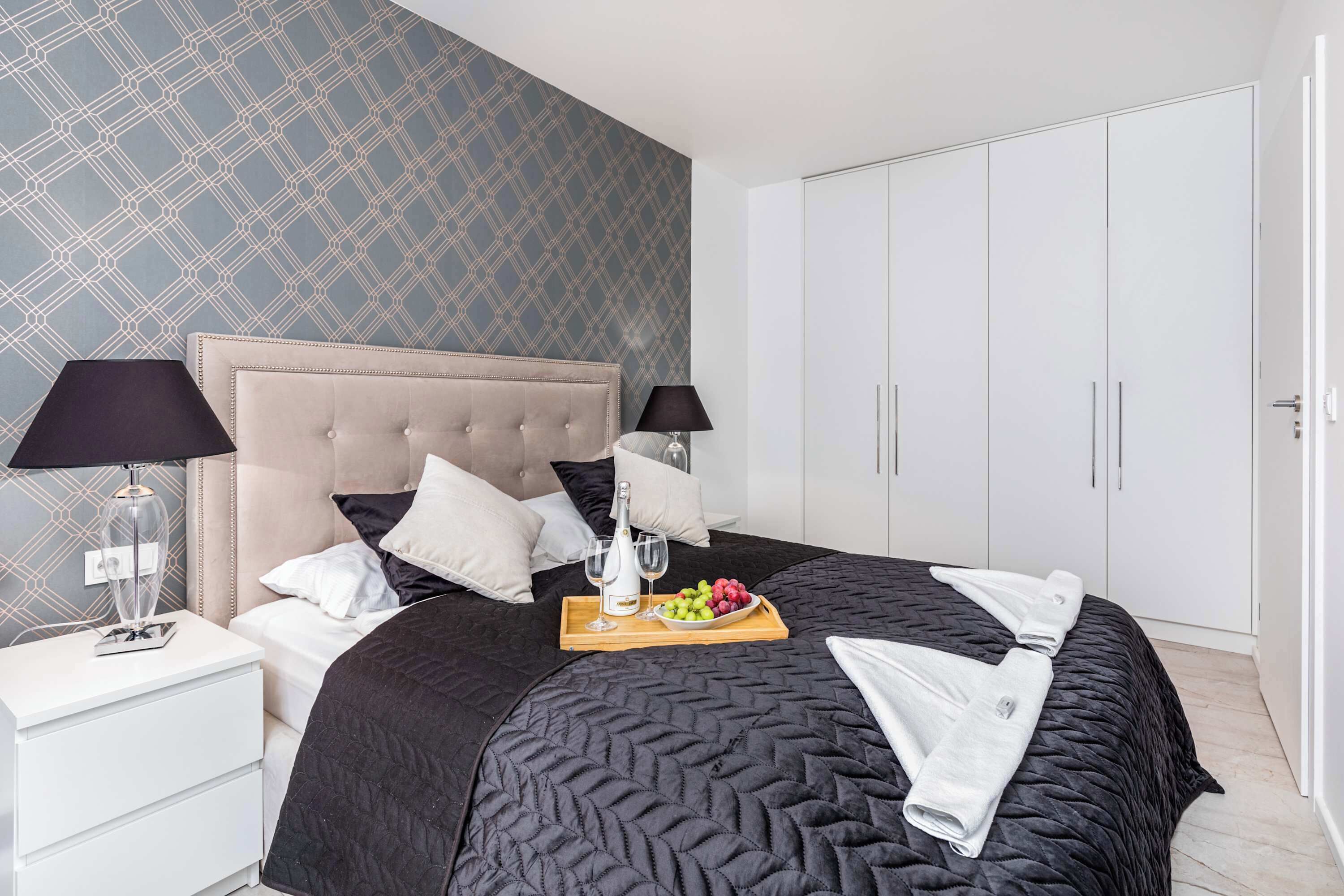 1 chambre, fer et planche à repasser, Wi-Fi, draps fournis