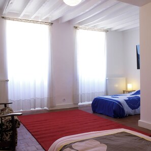 2 Schlafzimmer, Reisekinderbett, kostenloses WLAN, Bettwäsche