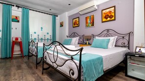 Standard Twin Room | Iron/ironing board, free WiFi, bed sheets - Bertiz Mignon (Bozcaada)