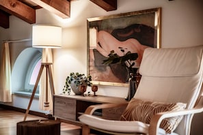 SALORINO 2 | Living area | 32-inch TV with satellite channels - Salorino Apartments (Mendrisio)