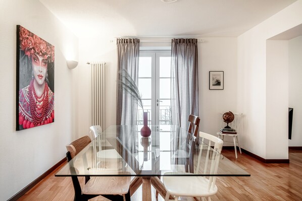 SALORINO 1 | Esszimmer