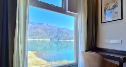 Hotel Le ROI Lake View koti