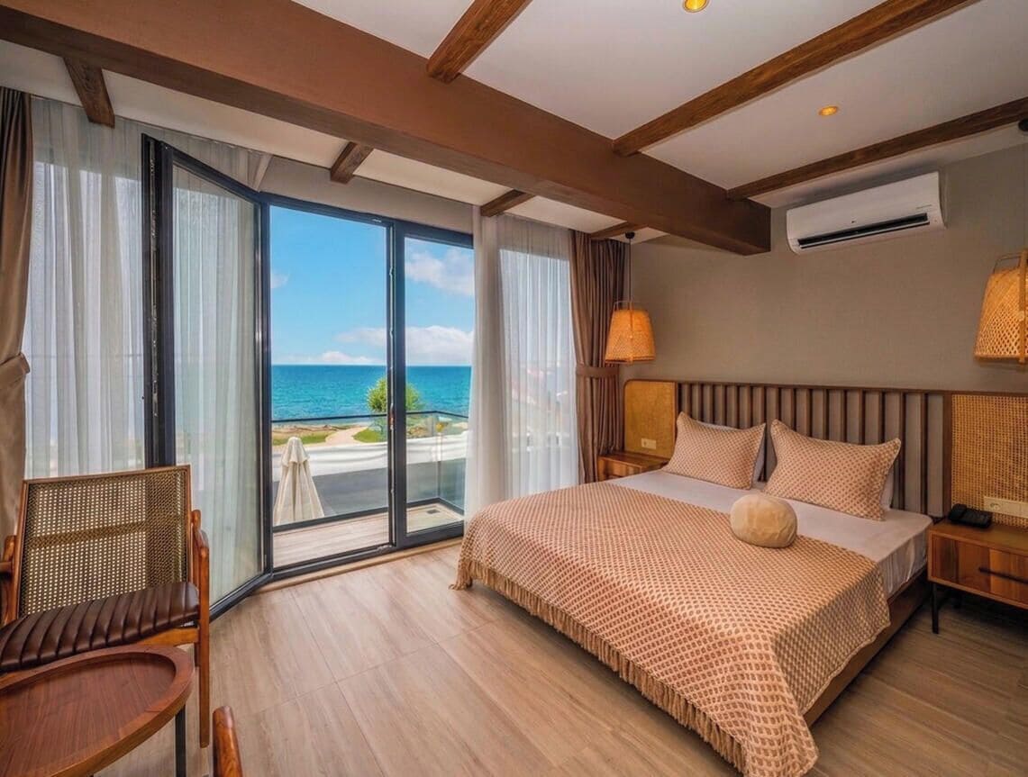 Superior Room | Premium bedding, minibar, in-room safe, individually decorated