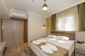 Deluxe Double Studio | Insonorización, wifi gratis y ropa de cama 