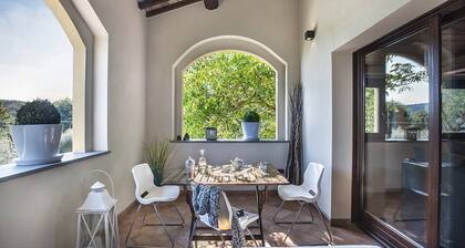 Casale degli Ulivi 12 by Marche Holiday Villas