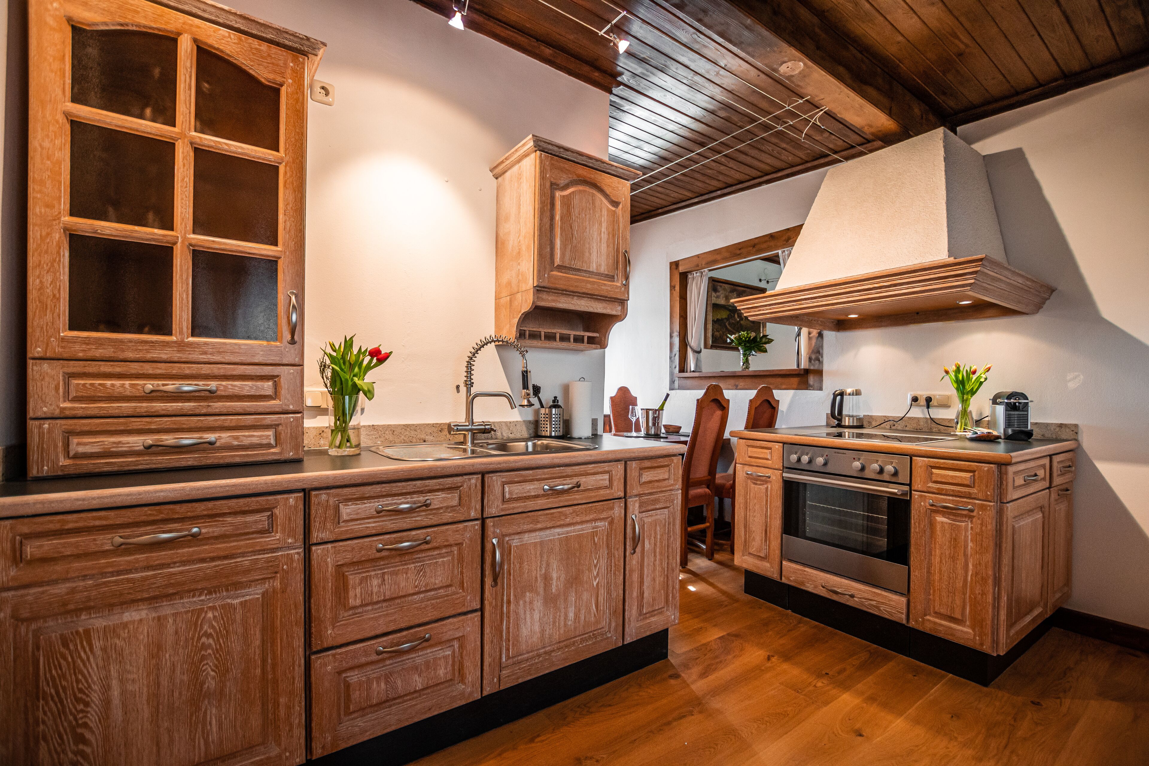 apartment | private kitchen | dishwasher, espresso maker, coffee/tea maker, electric kettle