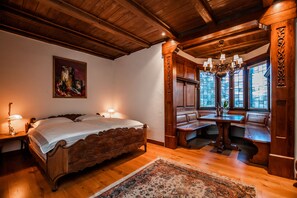 雙人房 | 獨特裝潢、布置獨特、免費無線上網、床單