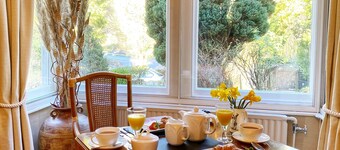 Lakes End Guest House