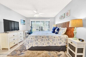 2 slaapkamers, een strijkplank/strijkijzer, gratis wifi, beddengoed