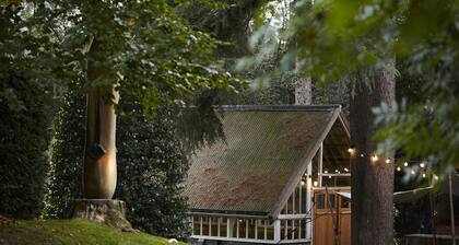 Chambre d'Amis by Alix