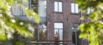 Chambre d'Amis by Alix