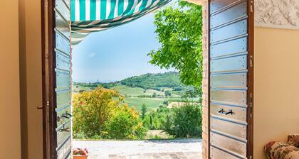Casale La Macinara with private pool