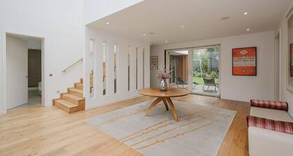 Beautiful 3-bed Apartment in Timoleague