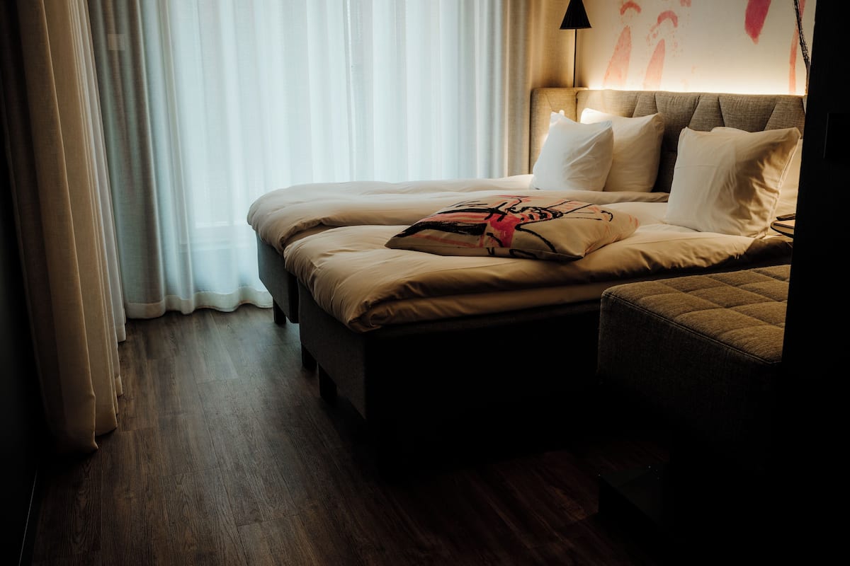 AX Standard Twin | 1 bedroom, down comforters, blackout drapes, free WiFi