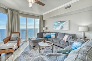 Smart TV, DVD player - *Beautiful Gulf Front, Corner Views! June 12 - 19th open! (Panama City Beach)