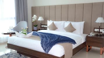 In-room safe, individually furnished, desk, laptop workspace