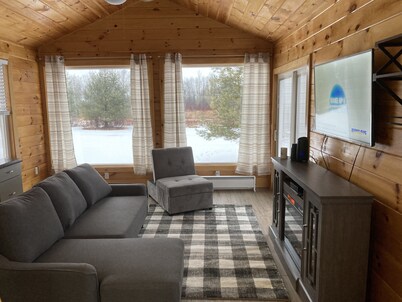 Tiny house, loft bedroom, near the river, Cooperstown and Baseball hall of fame