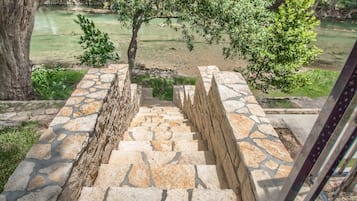 House, 3 Bedrooms | Property grounds