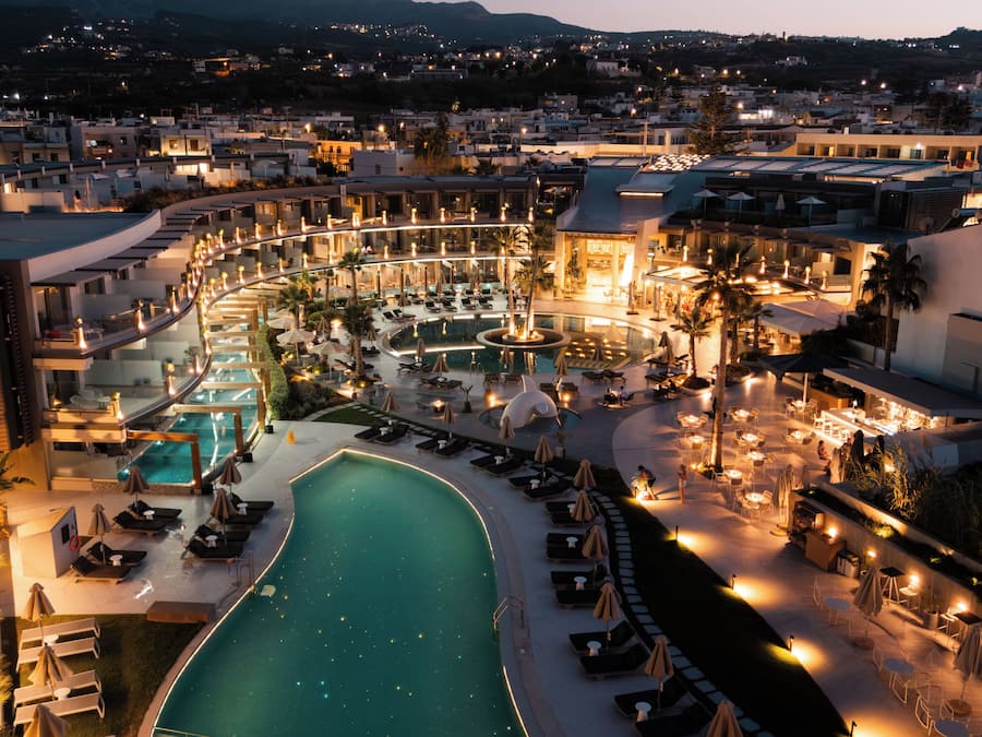 Indoor pool, seasonal outdoor pool, free cabanas, pool umbrellas