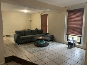 Living area - Center City 5 bedroom Apartment (Oneonta)