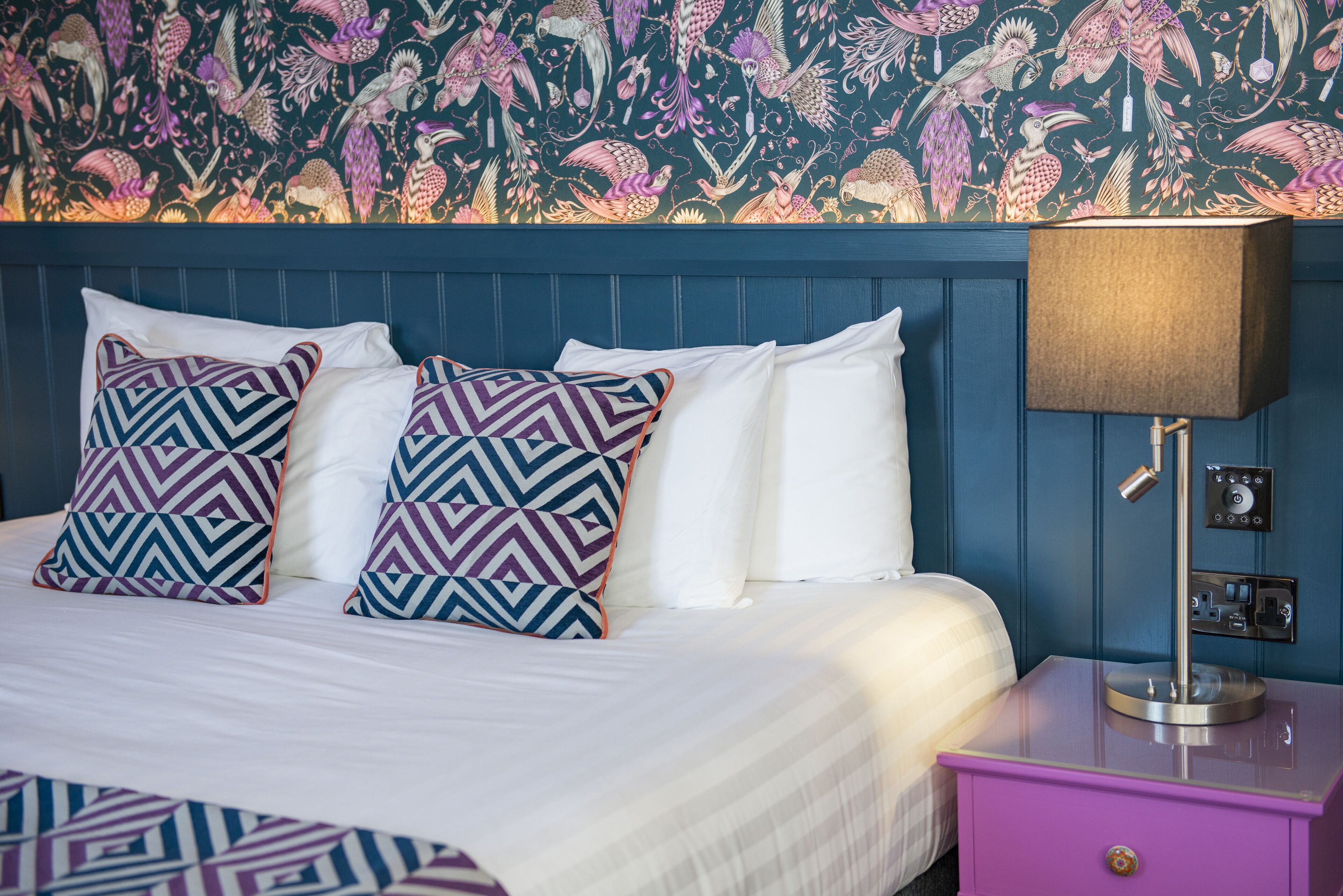 Double Room | Individually decorated, individually furnished, desk, bed sheets