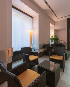 Reception - Hotel Bologna (Turin)