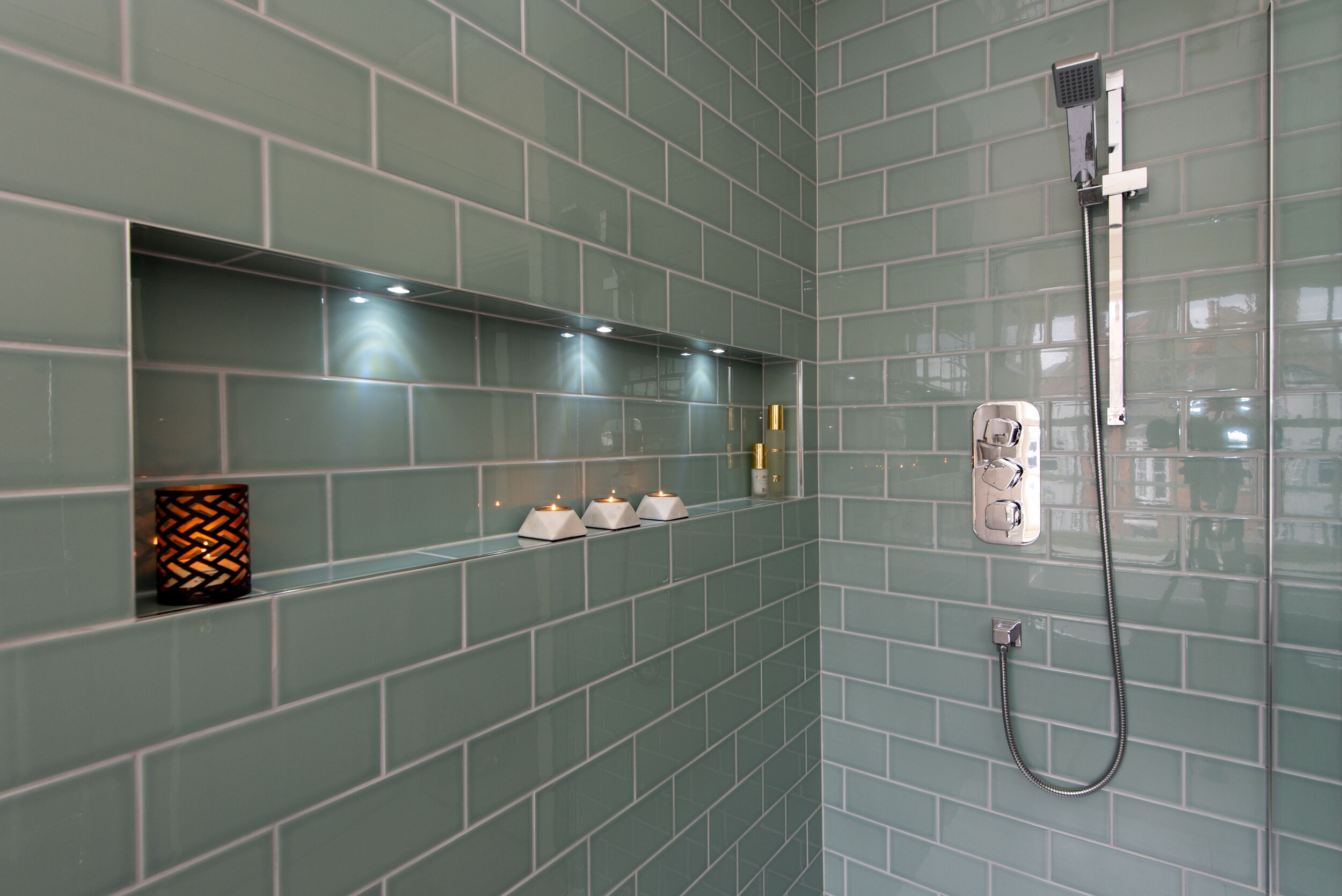 Bathtub, hair dryer, towels, soap