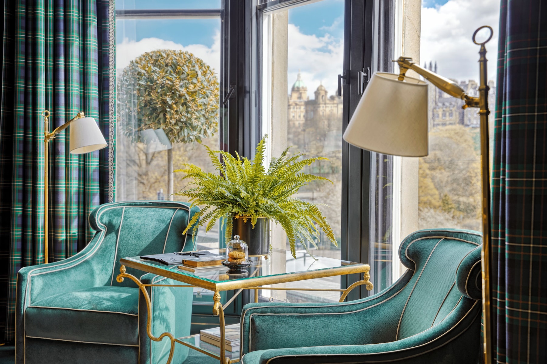 Signature Suite (9) Isobel)