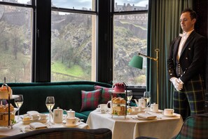 Restaurant - 100 Princes Street (Edinburgh)
