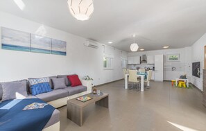 Smart TV, DVD player