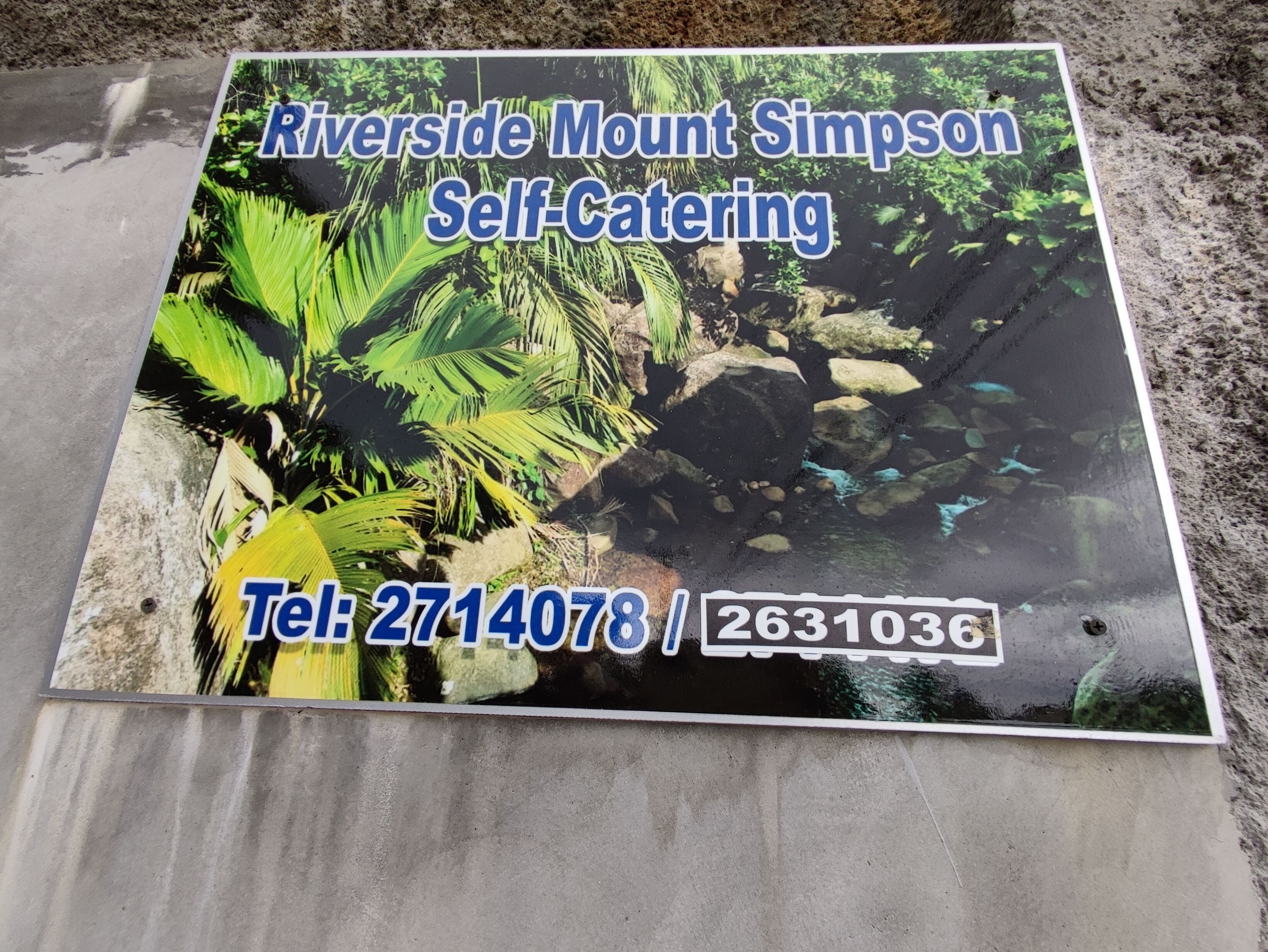 A self-catering brochure for Riverside Mount Simpson.