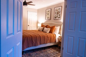 1 chambre, fer et planche à repasser, accès au Wi-Fi (inclus)
