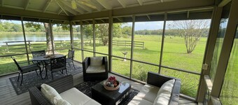 The Garden Suite at Moon Lake Farm - come stay at the farm