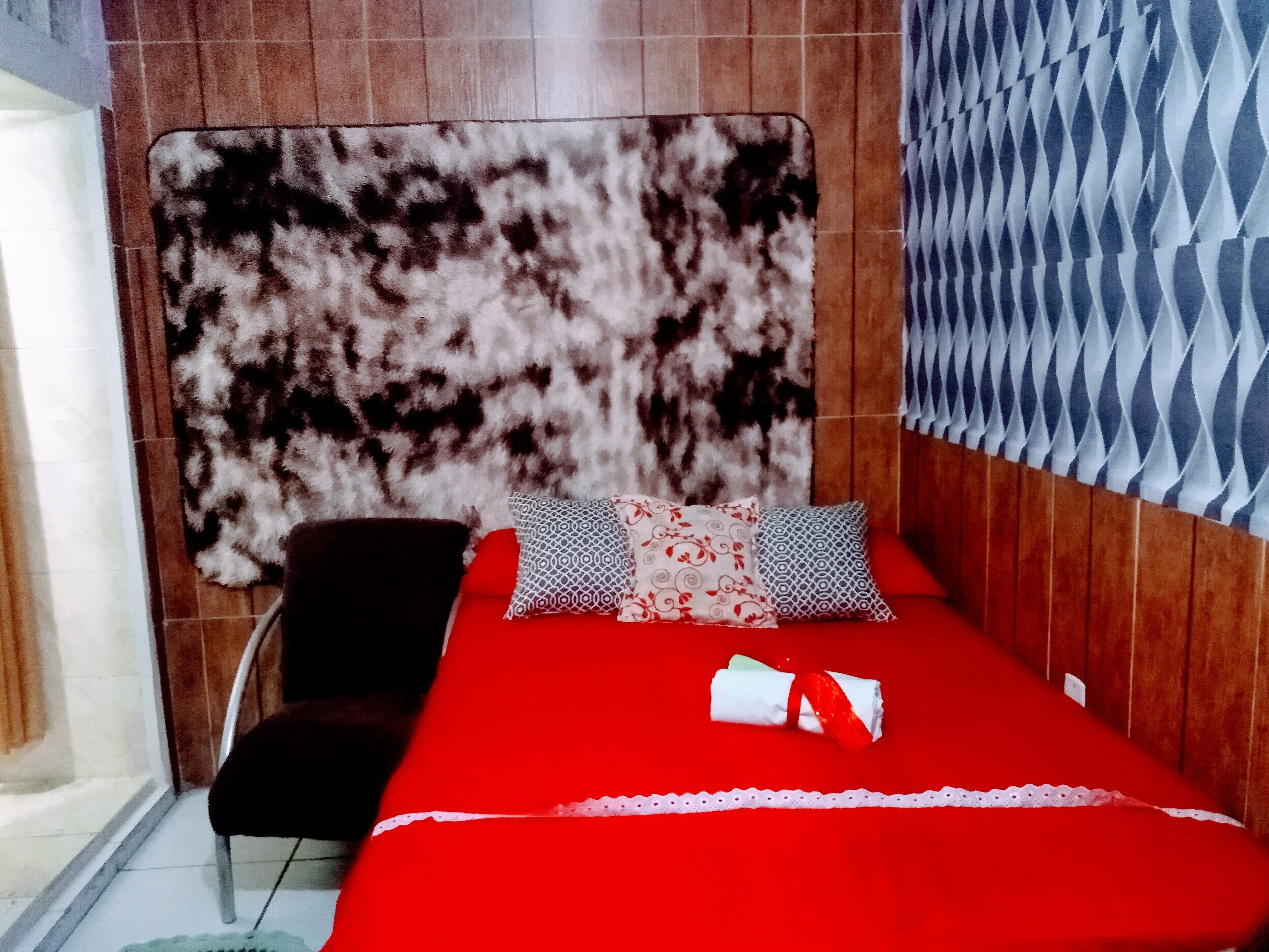 Wifi gratis y ropa de cama 