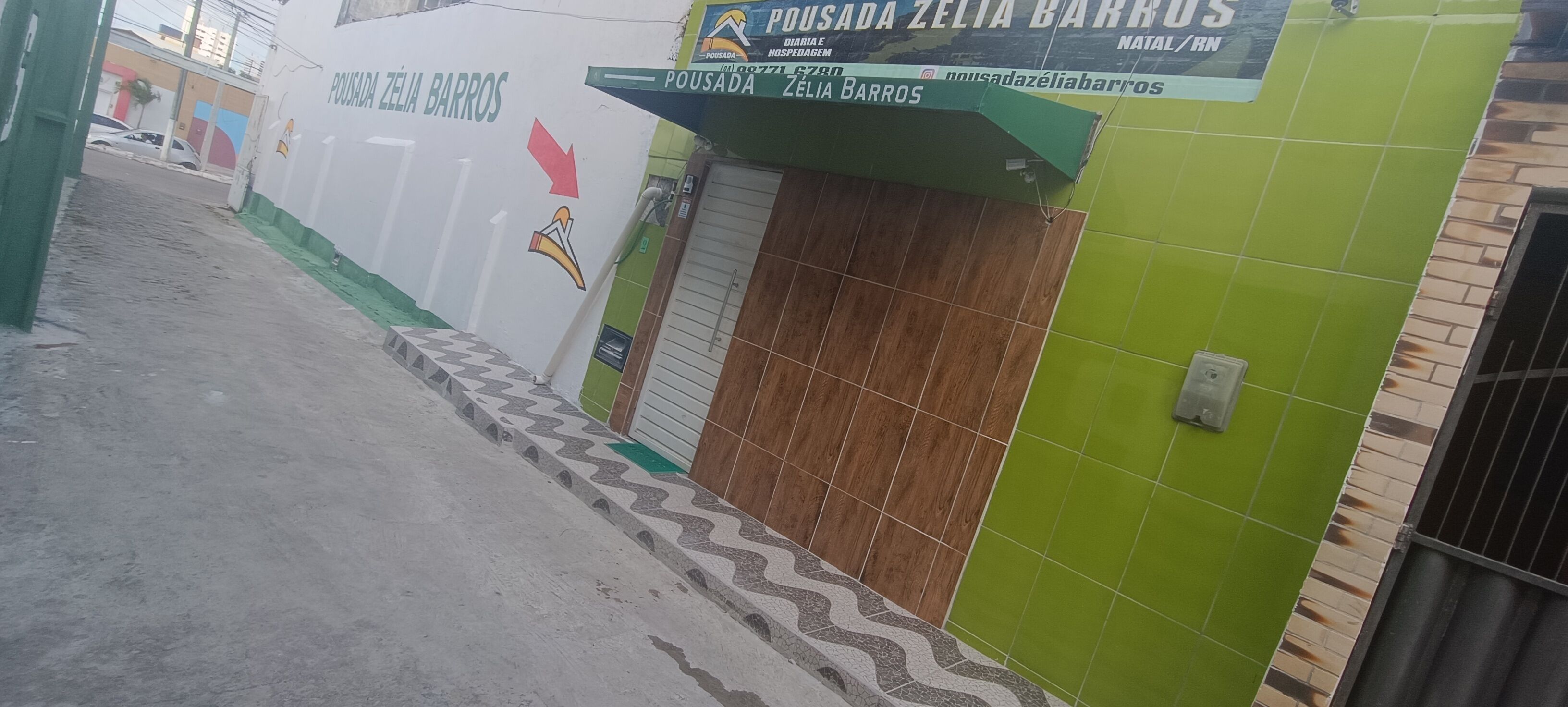 Fachada da propriedade