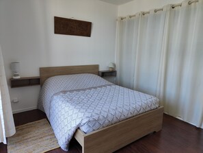 2 bedrooms, free WiFi, bed sheets - Lovely 1-bedroom, air-conditioned 42 m2 apartment. (Aix-en-Provence)