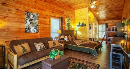 Bigfoot Lodge Room One - Beautiful Scenery Abounds