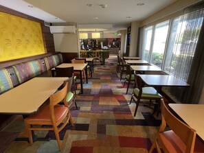Free daily continental breakfast  - Baymont By Wyndham Dayton North (Dayton)