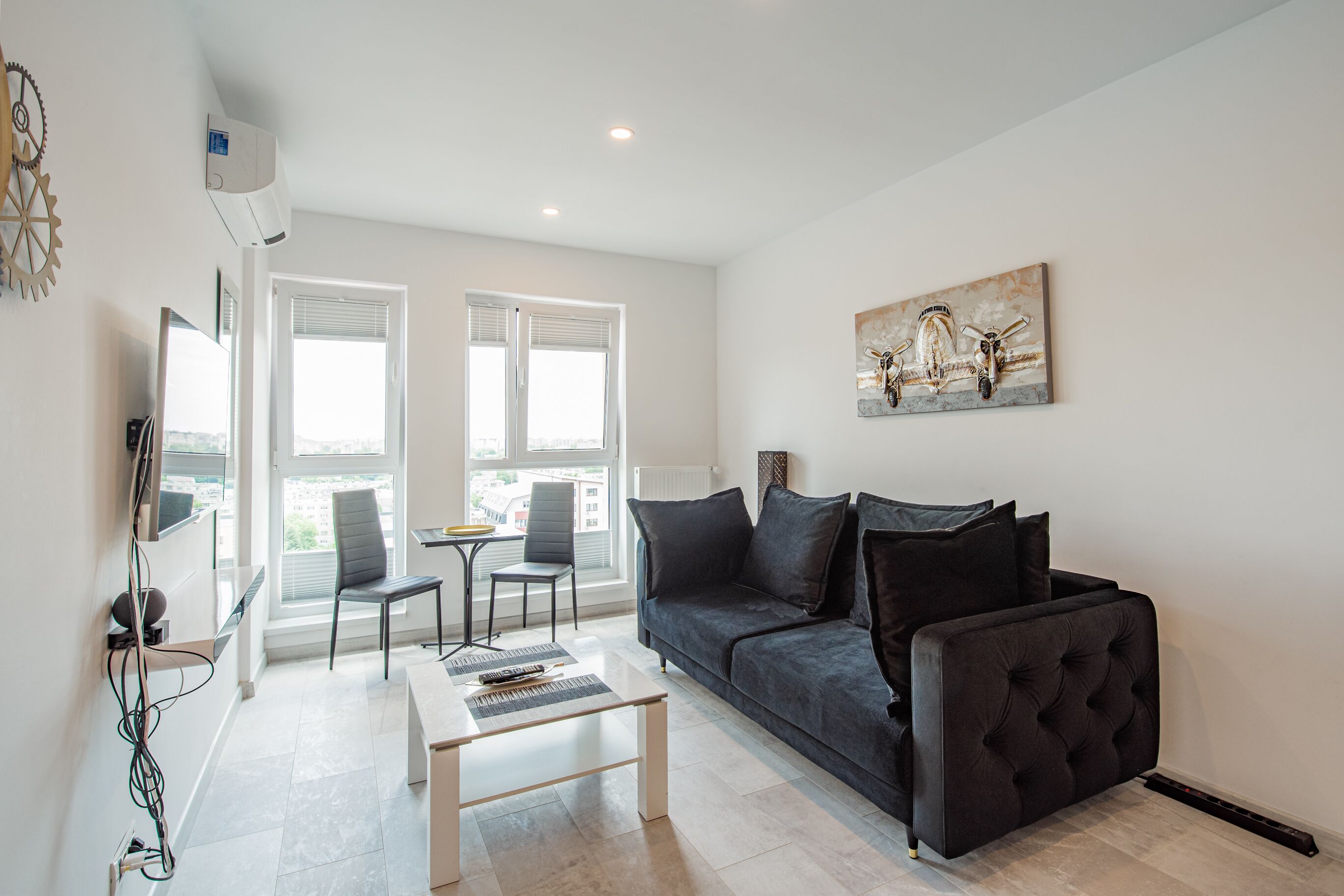 Signature Studio | Living area | 40-inch Smart TV with cable channels, TV, video-game console