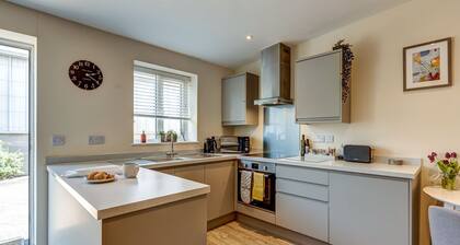 Peashell Farm-The Primera Apartment