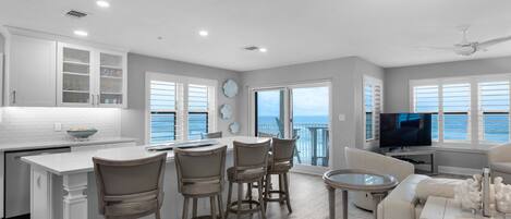 Smart TV, DVD player