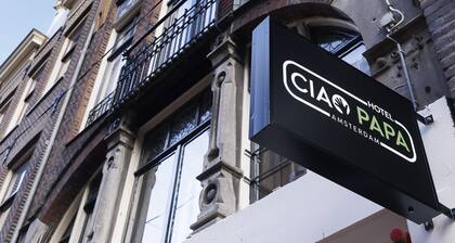 Ciao Papa Hotel Amsterdam Central Station